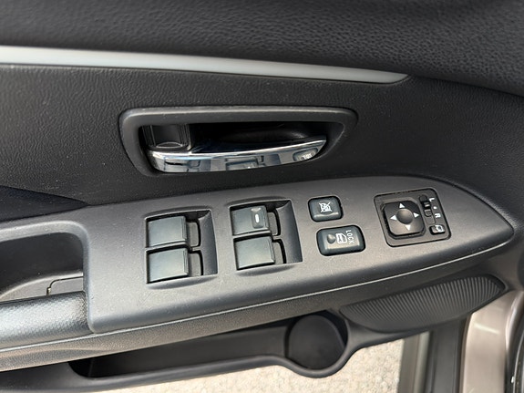 Mitsubishi ASX 18 of 30