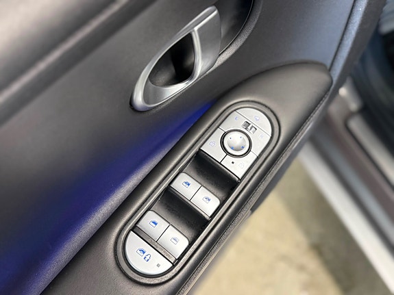 Hyundai Ioniq 5 14 of 30