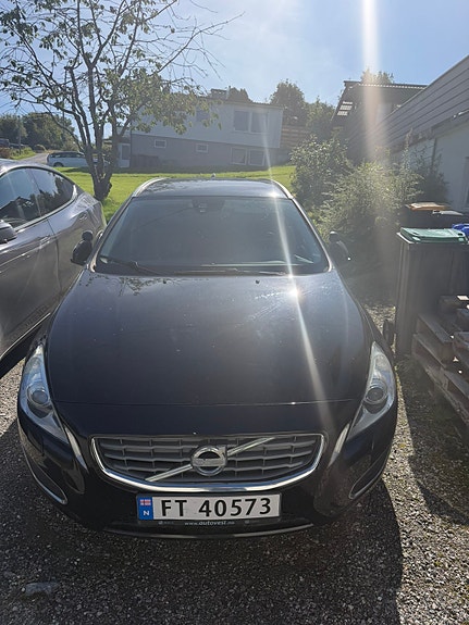 Volvo V60 11 of 11