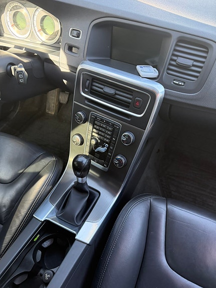 Volvo V60 5 of 11