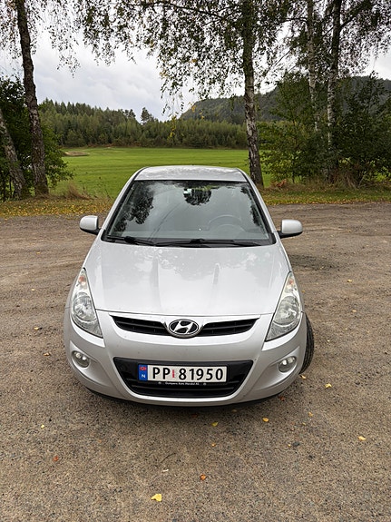 Hyundai i20 4 of 11