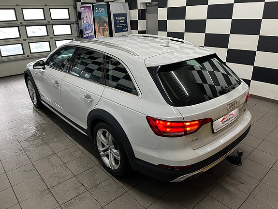 Audi A4 allroad 11 of 30