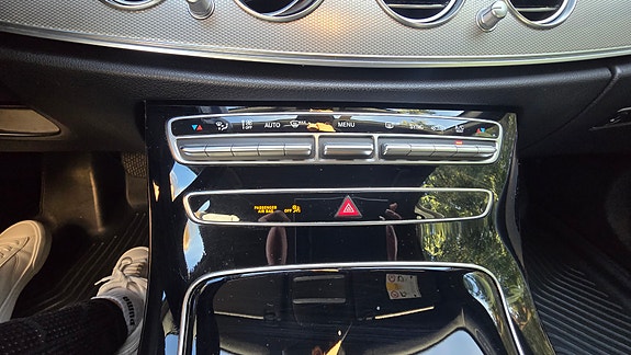 Mercedes-Benz E220 d 21 of 21