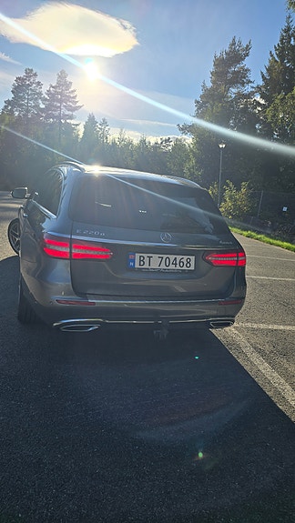 Mercedes-Benz E220 d 6 of 21