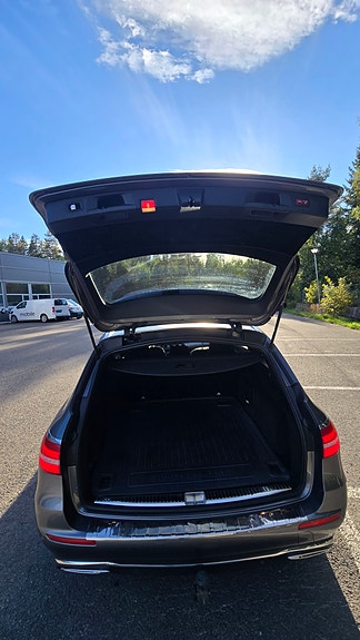 Mercedes-Benz E220 d 14 of 21