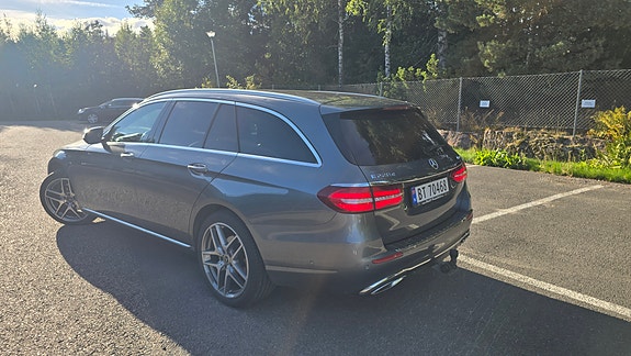 Mercedes-Benz E220 d 5 of 21