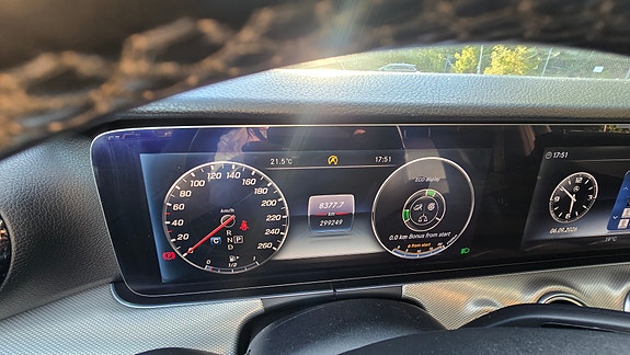 Mercedes-Benz E220 d 20 of 21