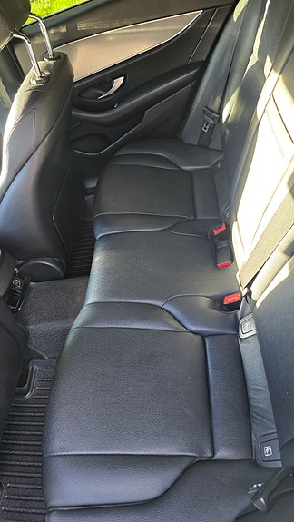 Mercedes-Benz E220 d 12 of 21