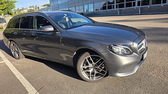 Mercedes-Benz E220 d 8 of 21