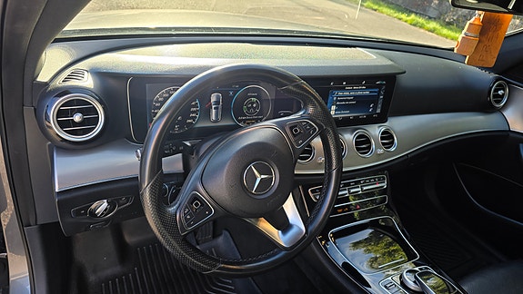 Mercedes-Benz E220 d 7 of 21