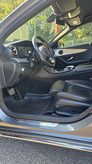 Mercedes-Benz E220 d 9 of 21