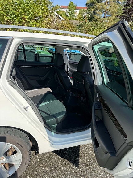 Skoda Octavia 8 of 10
