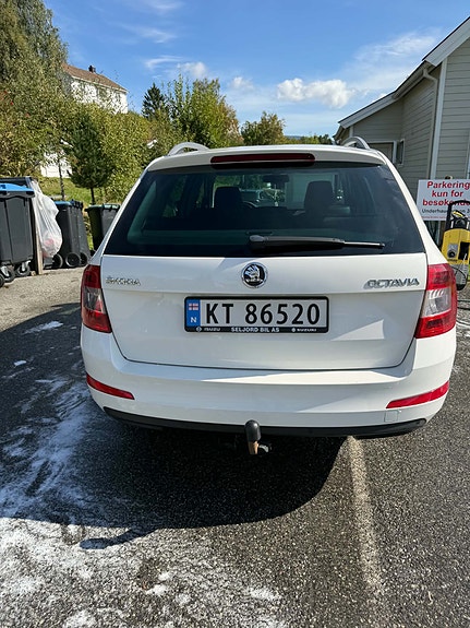 Skoda Octavia 4 of 10