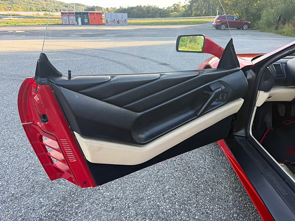 Ferrari 348 20 of 25
