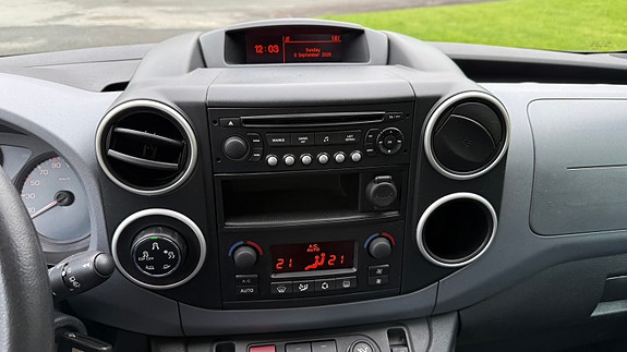 Citroen Berlingo 11 of 30