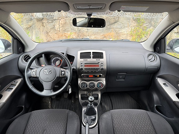 Toyota Urban Cruiser 19 of 25