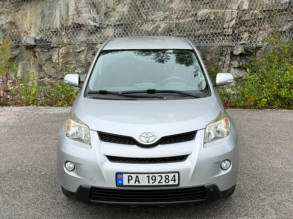 Toyota Urban Cruiser 8 of 25