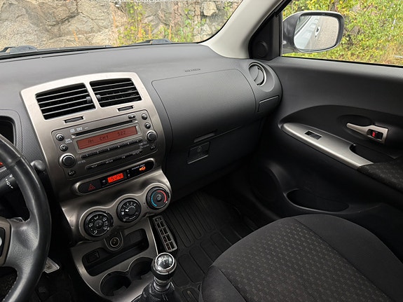Toyota Urban Cruiser 24 of 25