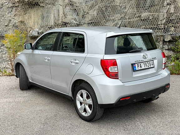 Toyota Urban Cruiser 3 of 25