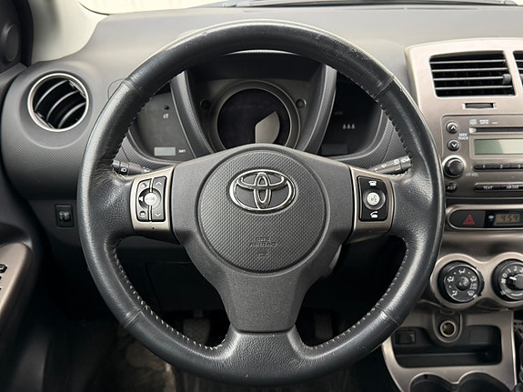 Toyota Urban Cruiser 20 of 25