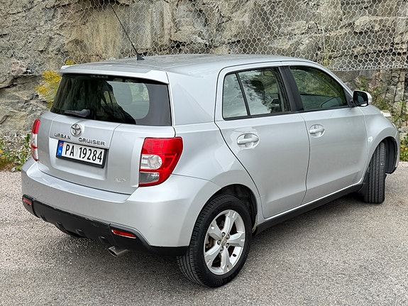 Toyota Urban Cruiser 5 of 25