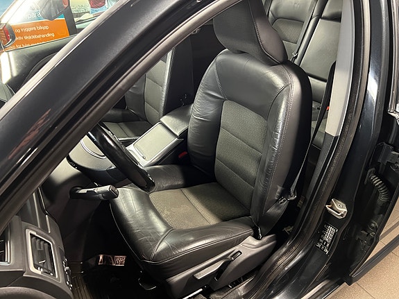 Volvo V70 22 of 30