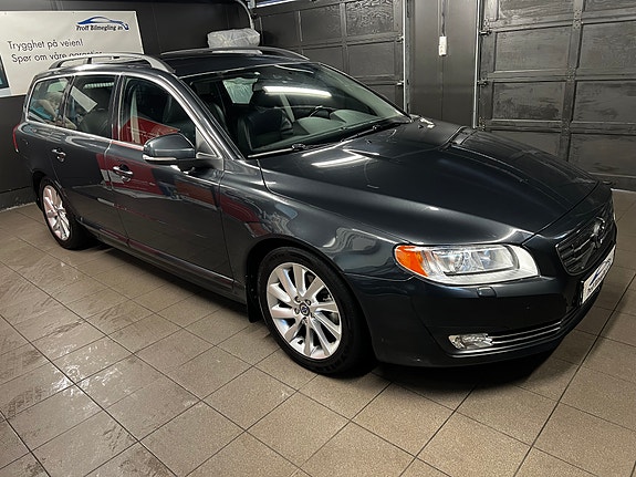 Volvo V70 7 of 30