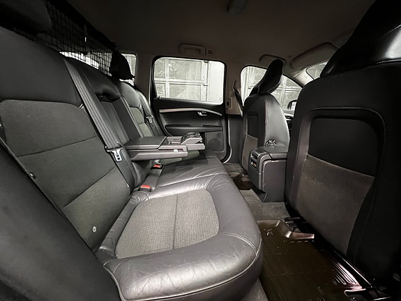 Volvo V70 29 of 30