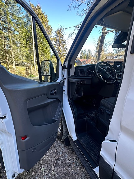 Ford Transit 6 of 17