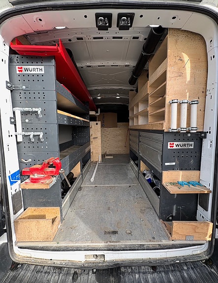 Ford Transit 17 of 17