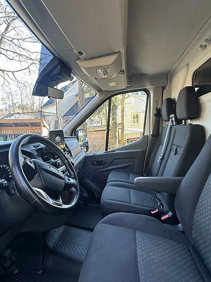 Ford Transit 7 of 17