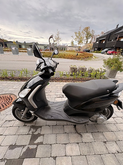 Piaggio Fly 50 3 of 10