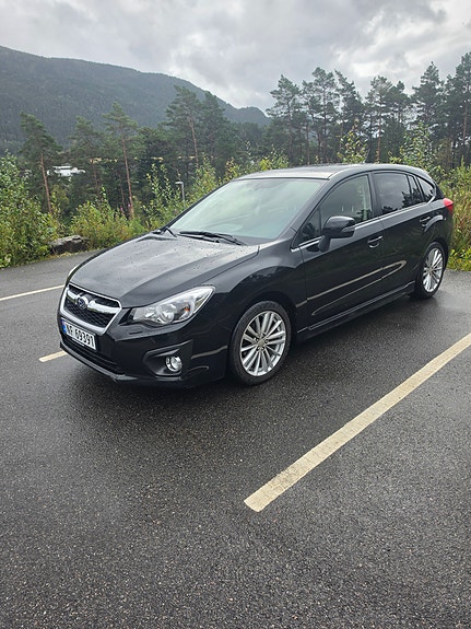 Subaru Impreza 3 of 24