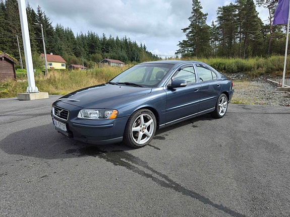 Volvo S60 9 of 30