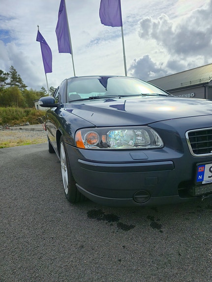 Volvo S60 10 of 30