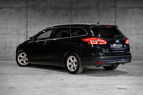 Ford Focus 5 of 27
