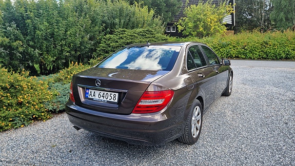 Mercedes-Benz C200 d 8 of 22