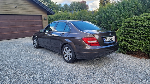 Mercedes-Benz C200 d 6 of 22