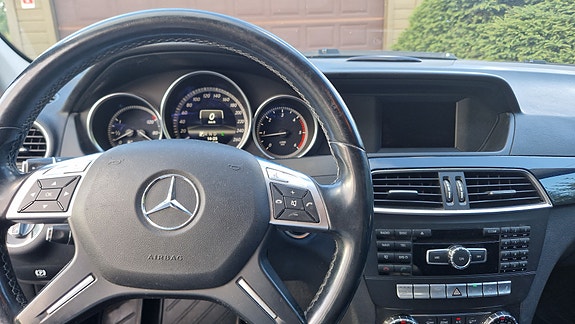 Mercedes-Benz C200 d 12 of 22