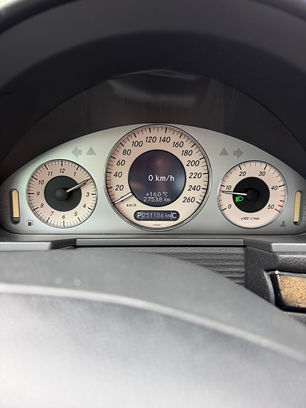Mercedes-Benz E220 d 19 of 24