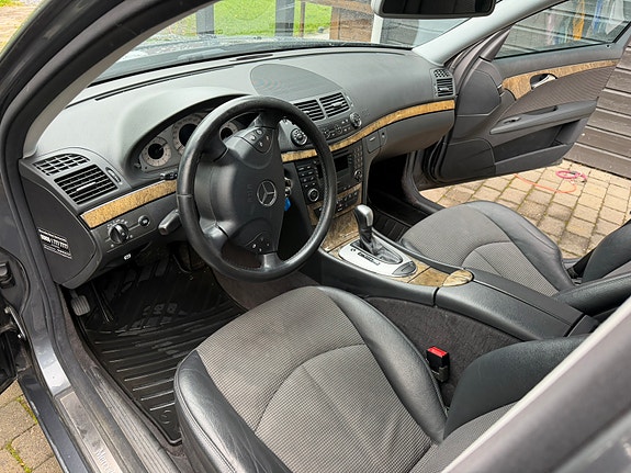 Mercedes-Benz E220 d 18 of 24