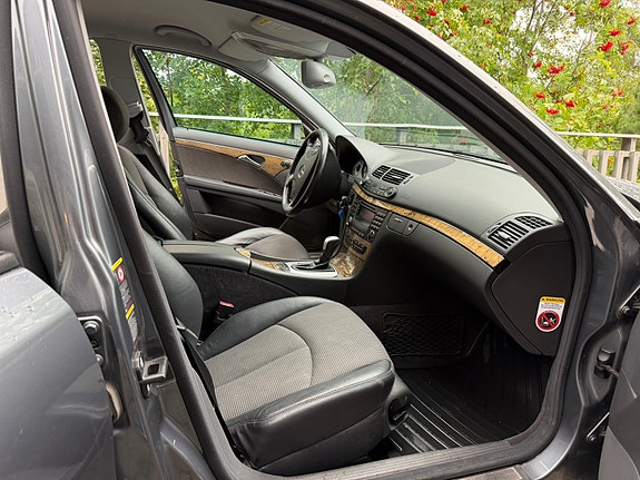 Mercedes-Benz E220 d 16 of 24