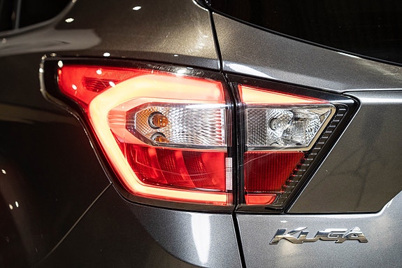 Ford Kuga 11 of 30