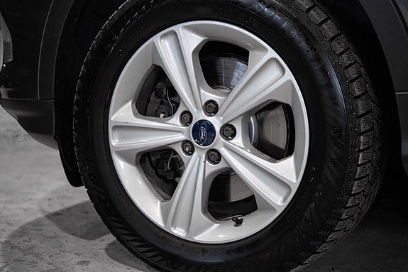 Ford Kuga 6 of 30