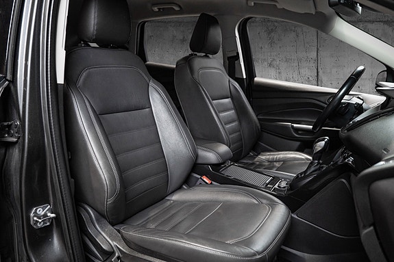 Ford Kuga 14 of 30