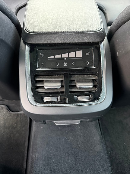 Volvo V90 8 of 10