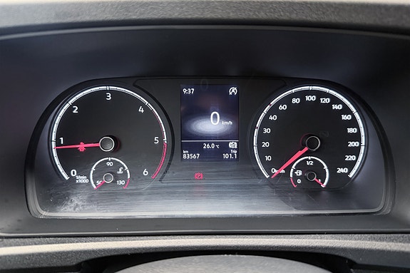 Volkswagen Caddy 28 of 30