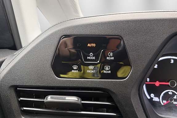 Volkswagen Caddy 29 of 30