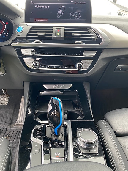 BMW iX3 15 of 16