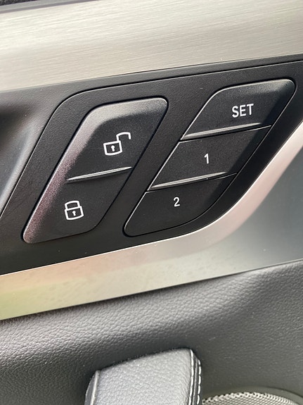 BMW iX3 13 of 16